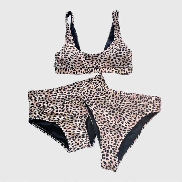 NEW H2OH Leopard Print 3pc Bikini Set Size Small - Picture 1 of 9